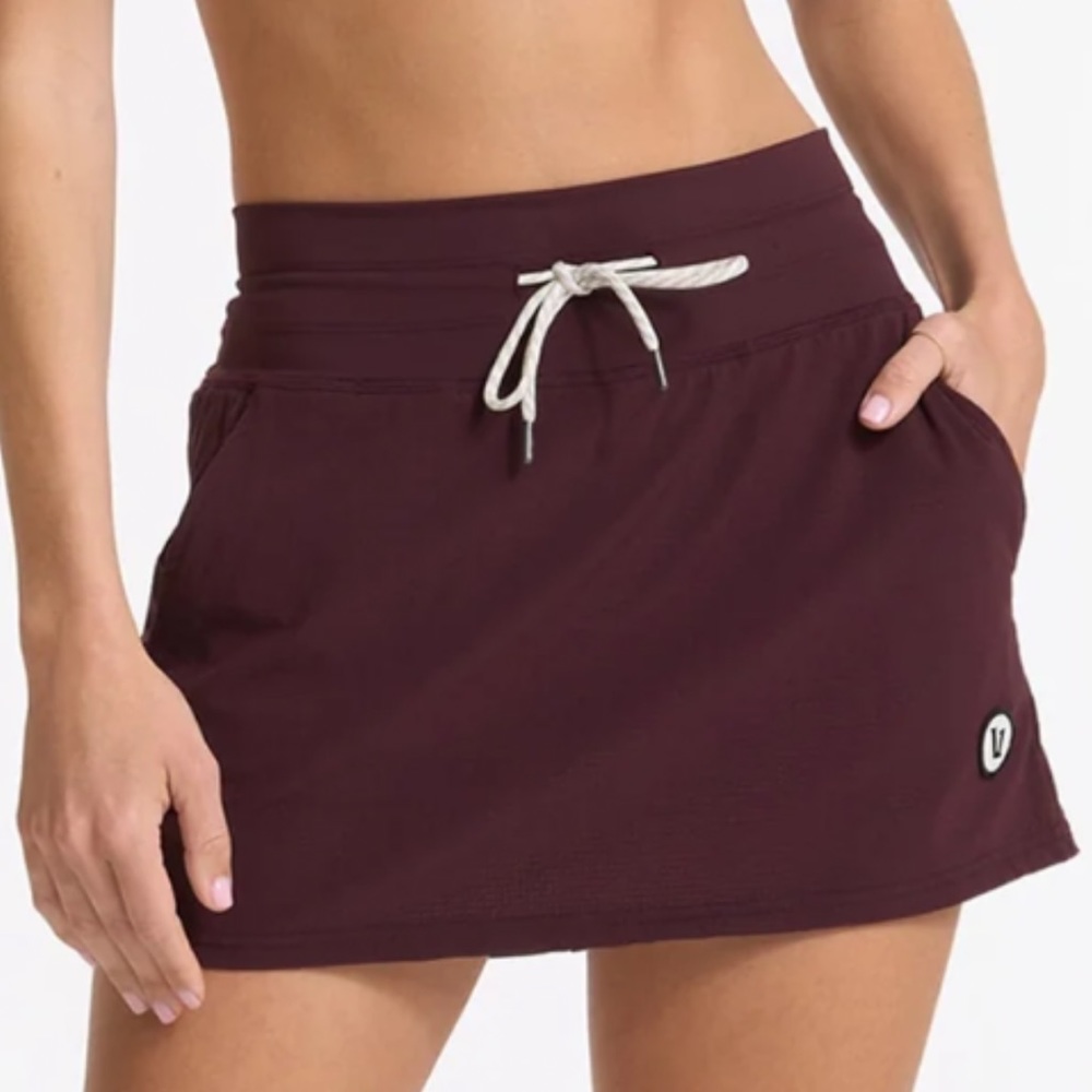 Vuori Seabreeze Skirt Skort Ruby Sz L